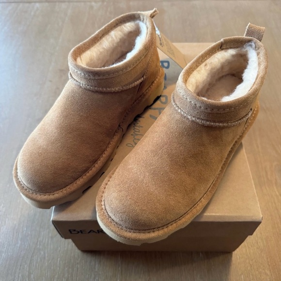 Women's BearPaw Super Shorty Winter Boot - Picture 6 of 6